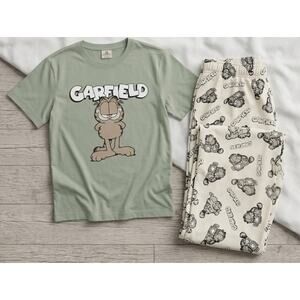 Garfield Women's M Pajama Lounge Set 2-Piece Sage Green Crop Top Printed Pants=